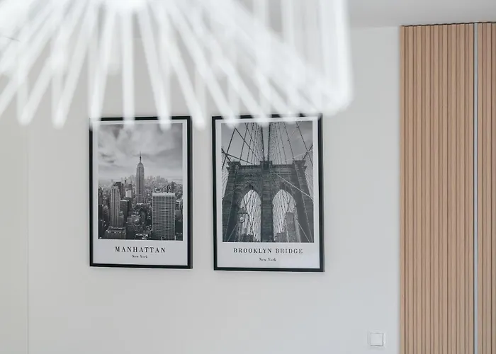 Pastel Blue Grunwald With Garden & Parking By Renters דירה פוזנן