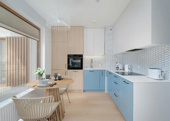 Pastel Blue Grunwald With Garden & Parking By Renters פוזנן
