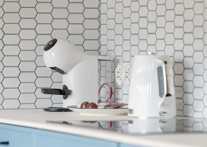 Pastel Blue Grunwald With Garden & Parking By Renters