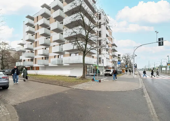 Pastel Blue Grunwald With Garden & Parking By Renters Appartamento Poznań