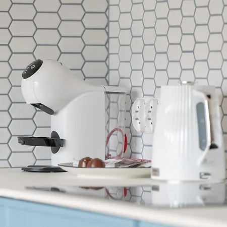 Pastel Blue Grunwald With Garden & Parking By Renters